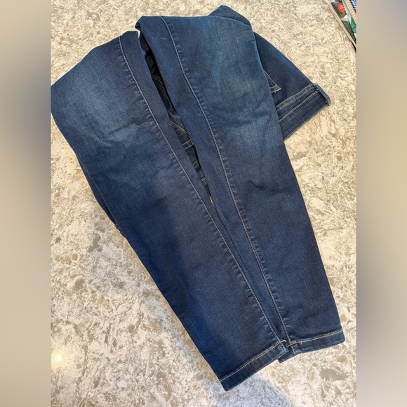 Torrid MIDFIT Super Skinny Jeans - size 16T - Picture 4 of 5